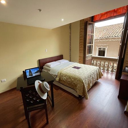 Flore Hotel Boutique Куэнка Экстерьер фото