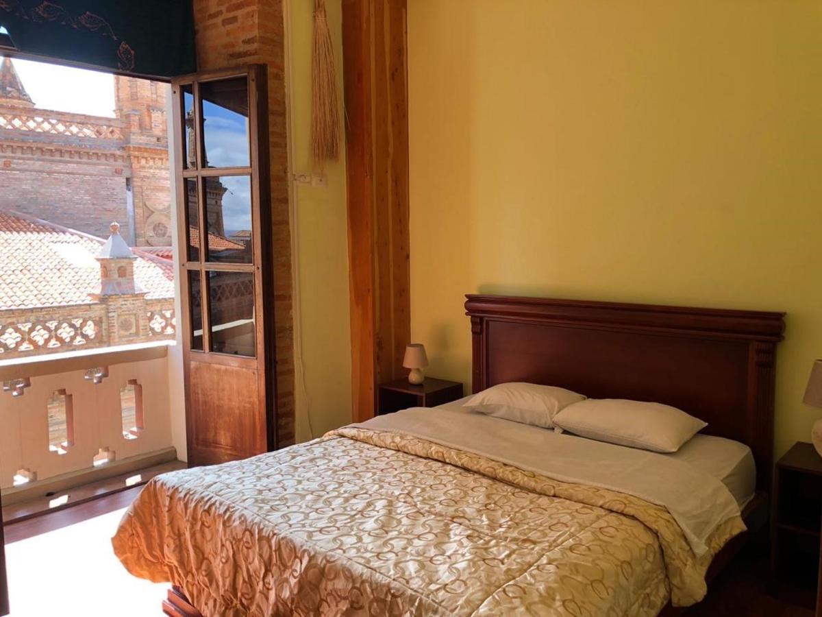 Flore Hotel Boutique Куэнка Экстерьер фото