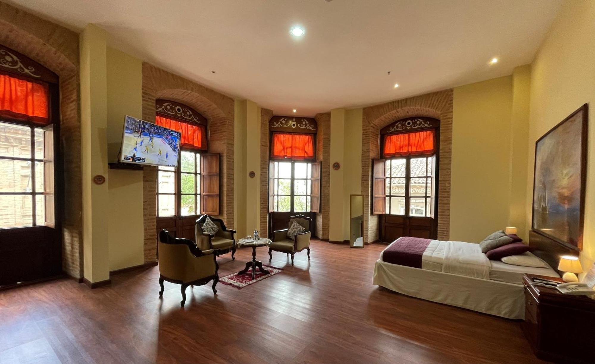 Flore Hotel Boutique Куэнка Экстерьер фото